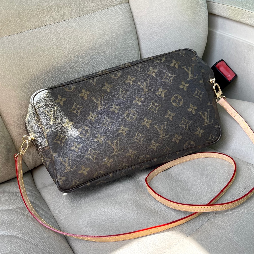 🍒✨Vintage Revamped Louis Vuitton Trousse pouch 28🍒✨